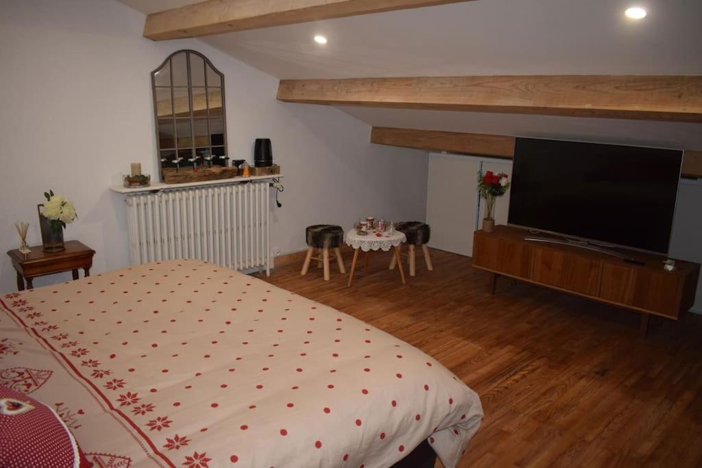 Bed and Breakfast Domaine La Tuilerie Guîtres Zimmer foto